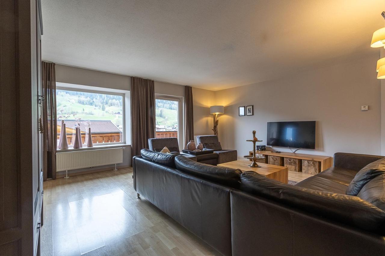 Haus Almkreek Apartment Kaprun Exterior photo